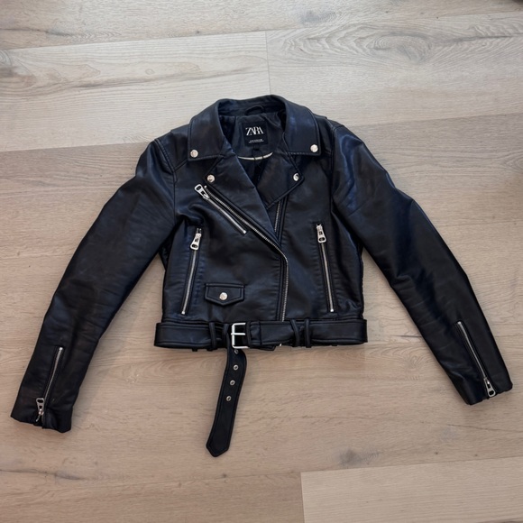 Zara Black Leather Jacket. - Picture 1 of 5